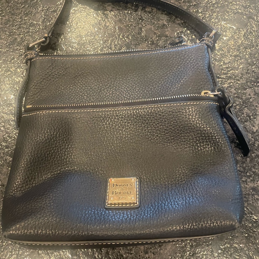 Dooney and Bourke crossbody bag